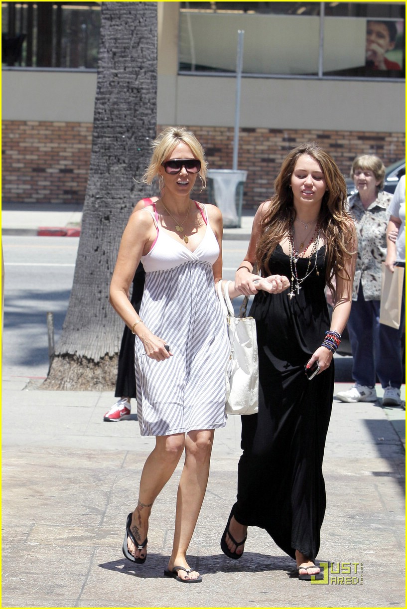 Miley Cyrus: Mommy & Me Time