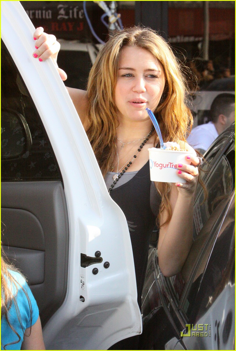 Miley Cyrus: YogurTree is Yummy!