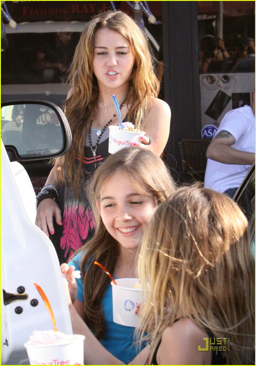 Miley Cyrus: YogurTree is Yummy!