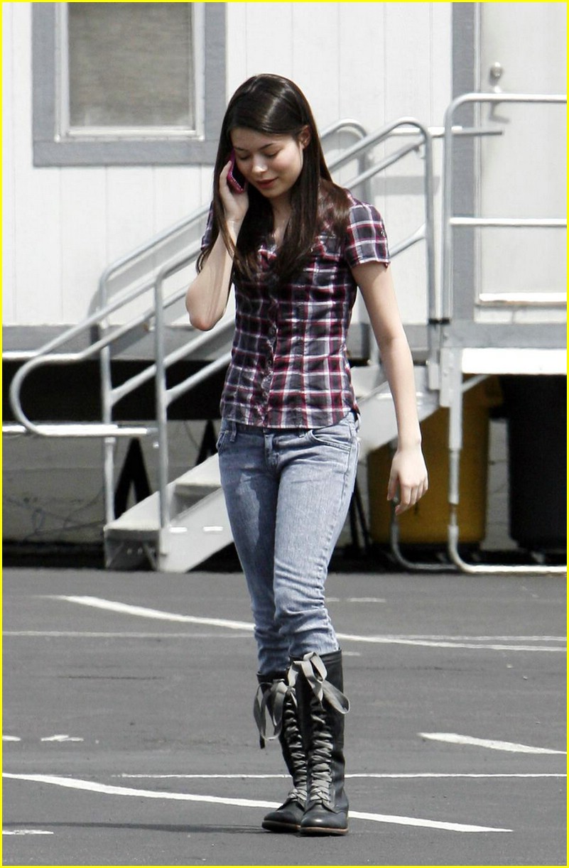 Miranda Cosgrove is Plaid Pretty