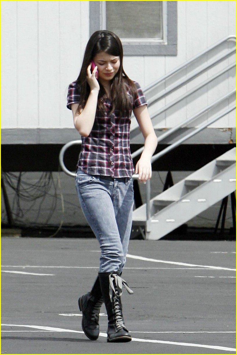 Miranda Cosgrove is Plaid Pretty