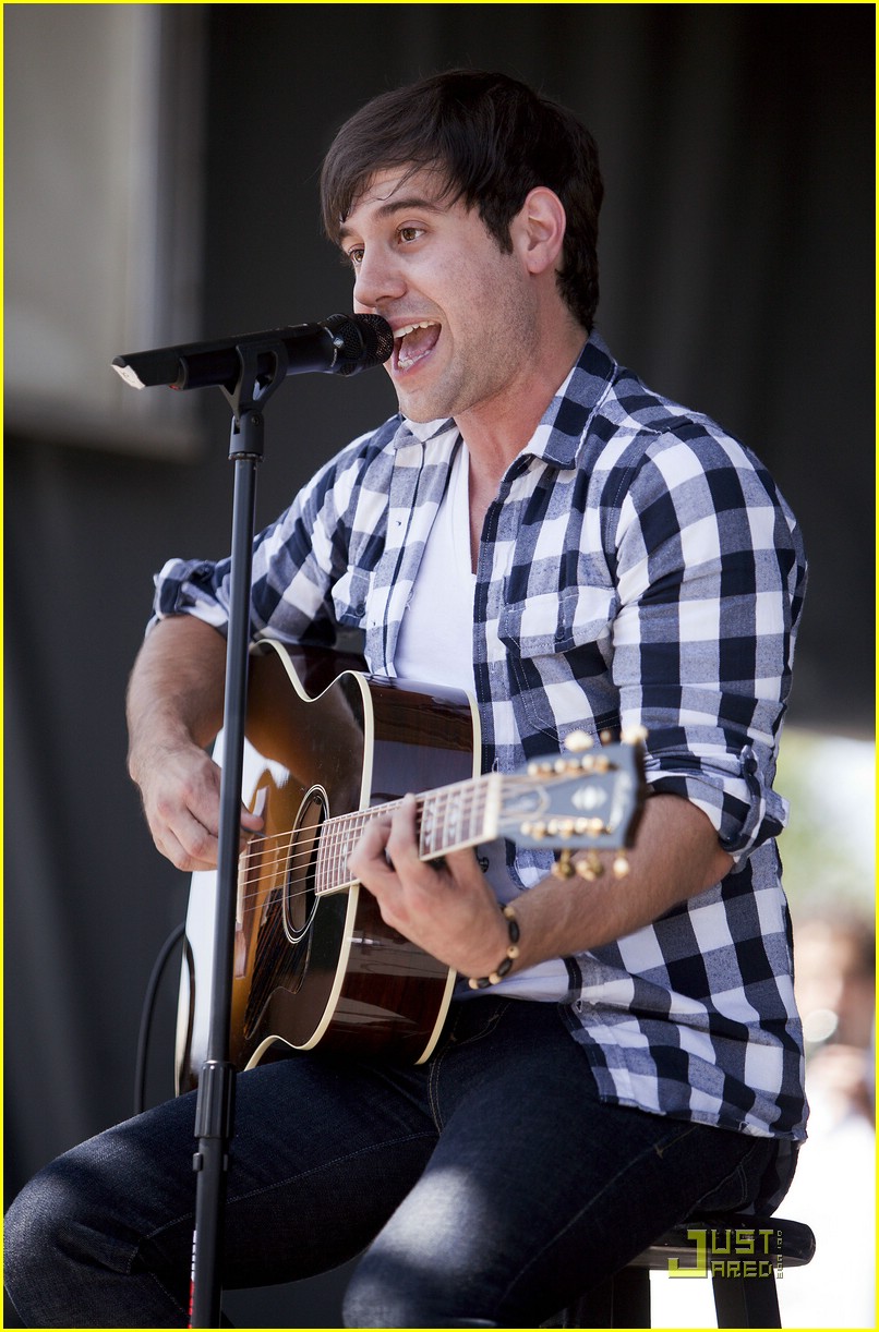 Mitchel Musso & Meaghan Martin Mix It Up