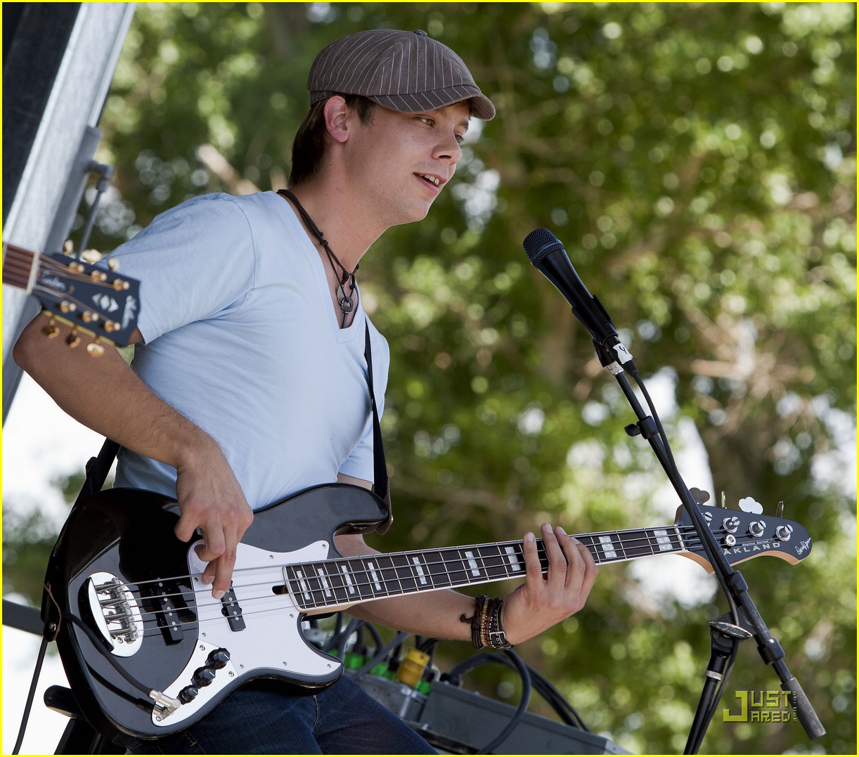 Mitchel Musso & Meaghan Martin Mix It Up