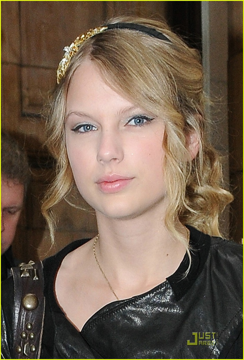 Taylor Swift Loves London Leather