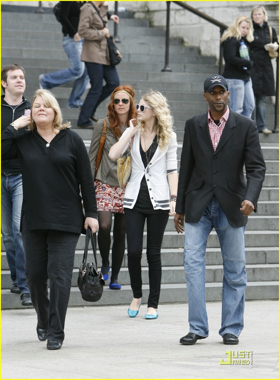 Taylor Swift is St. Paul's Pretty