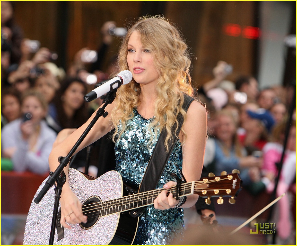 Taylor Swift: From TopShop to Today