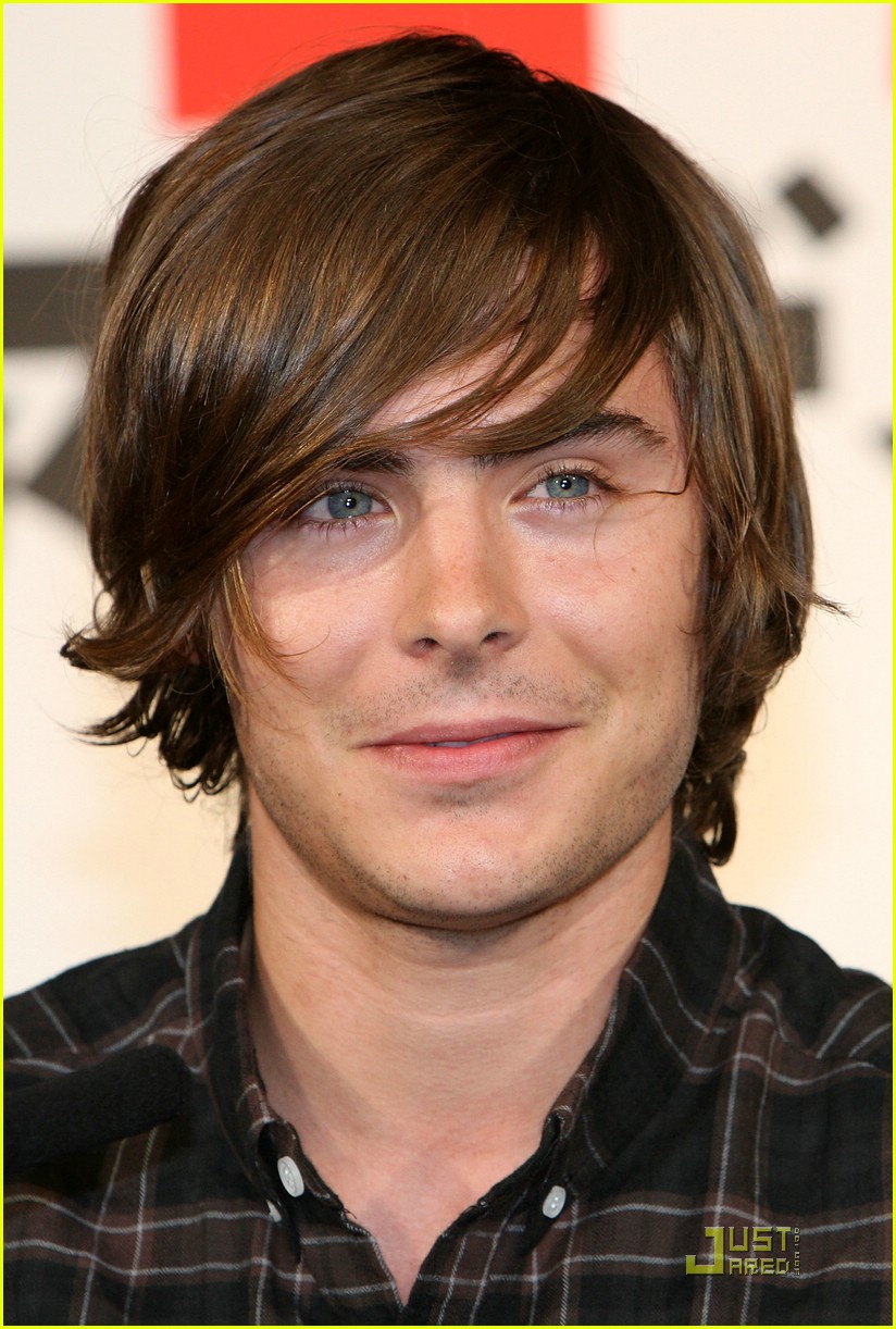 Zac Efron Quanantined For Swine Flu Scare