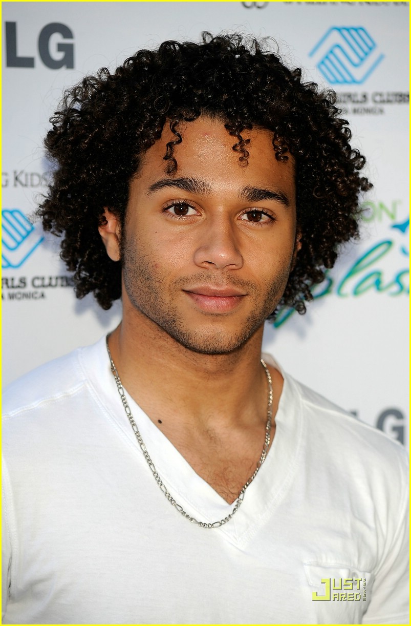 Corbin Bleu: Splish, Splash