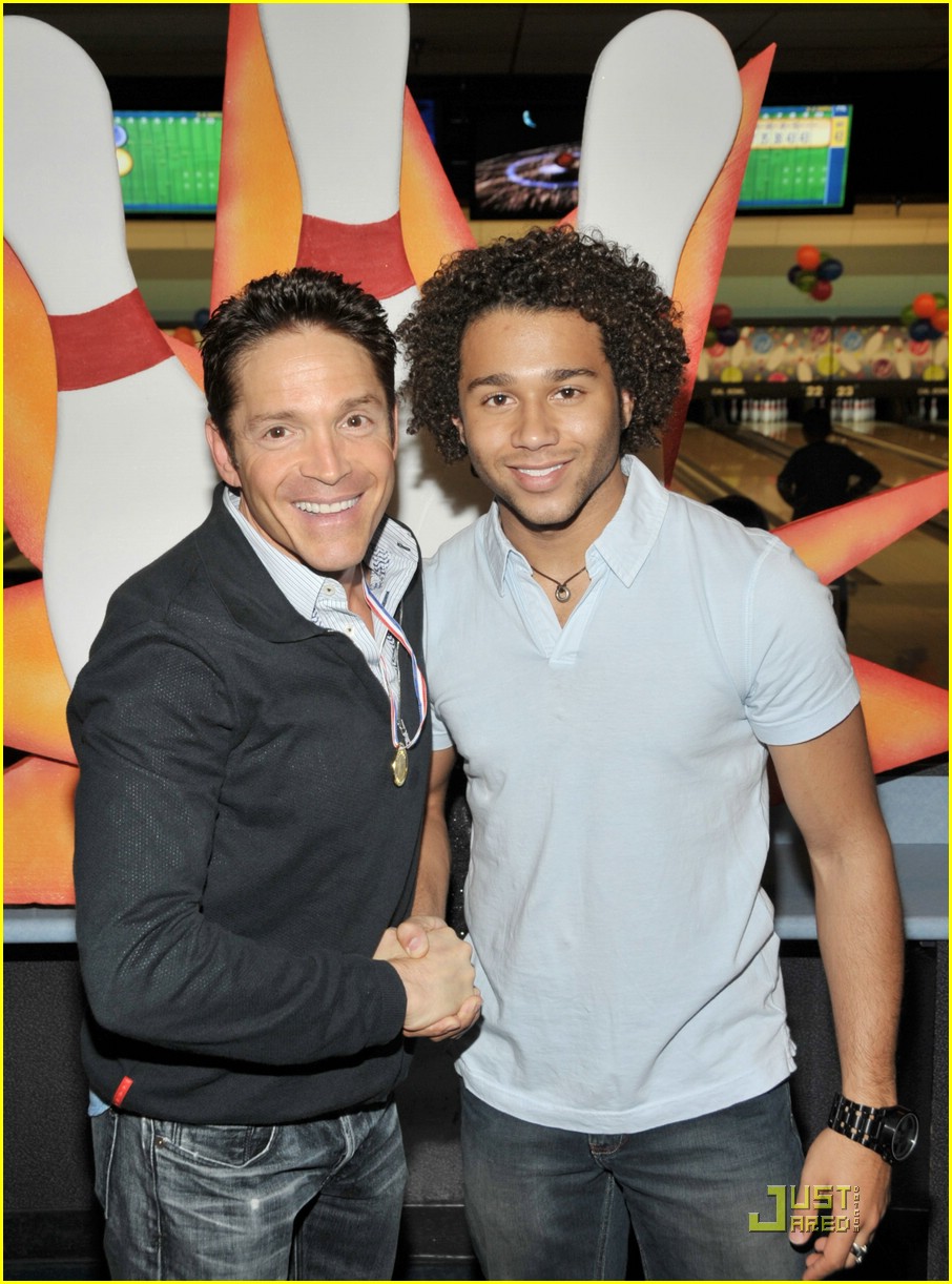 Corbin Bleu Bowls for Starlight