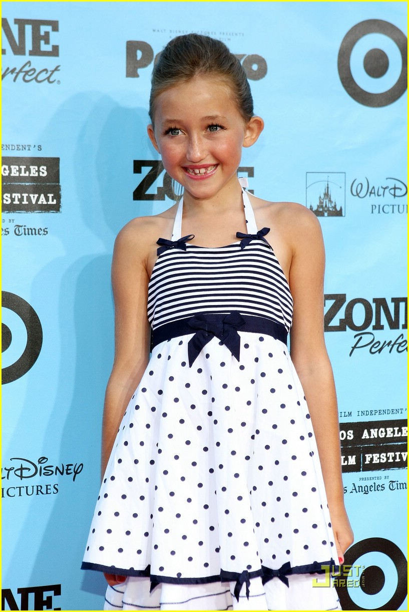 Noah Cyrus & Frankie Jonas Premiere Ponyo