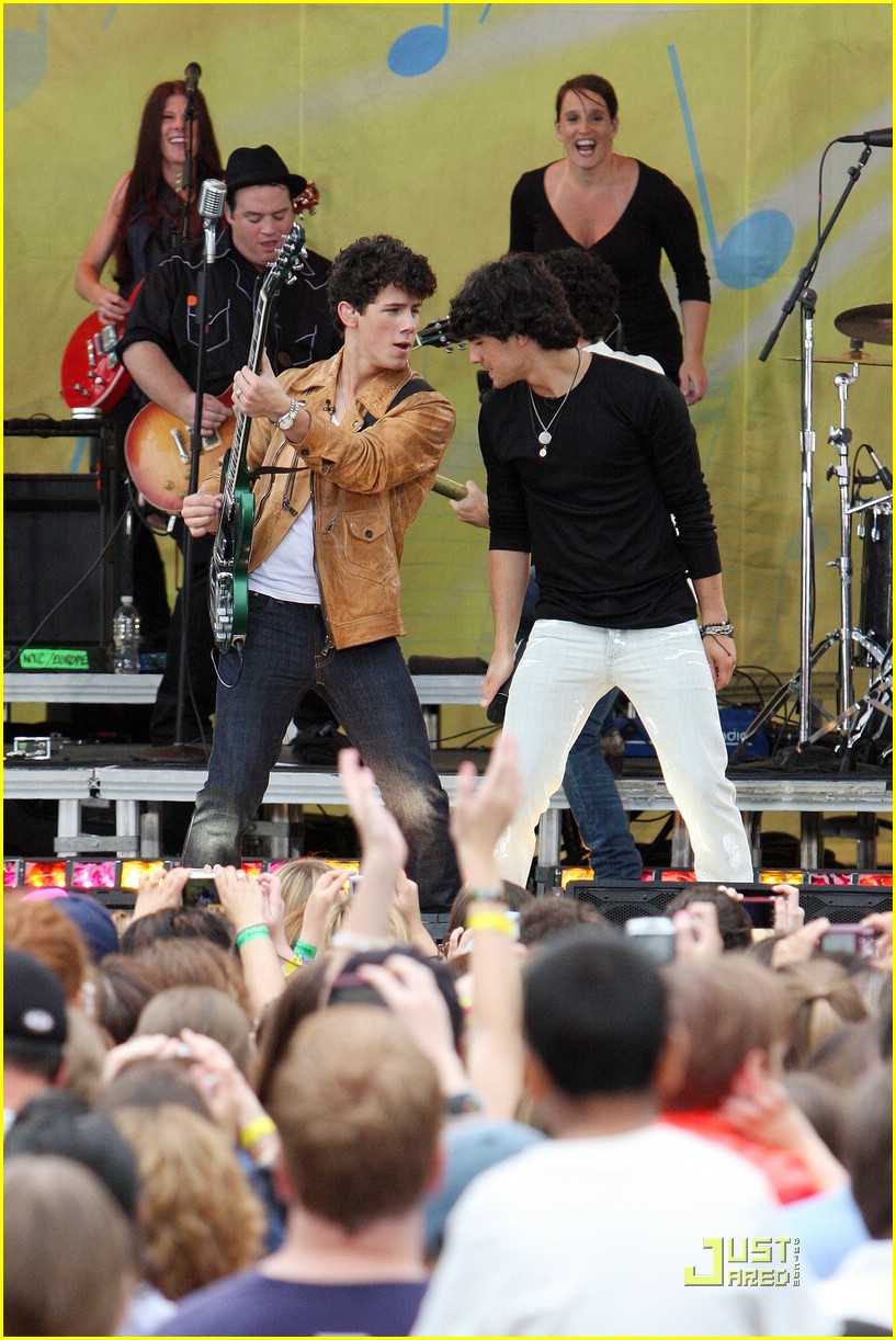 The Jonas Brothers' Central Park Party
