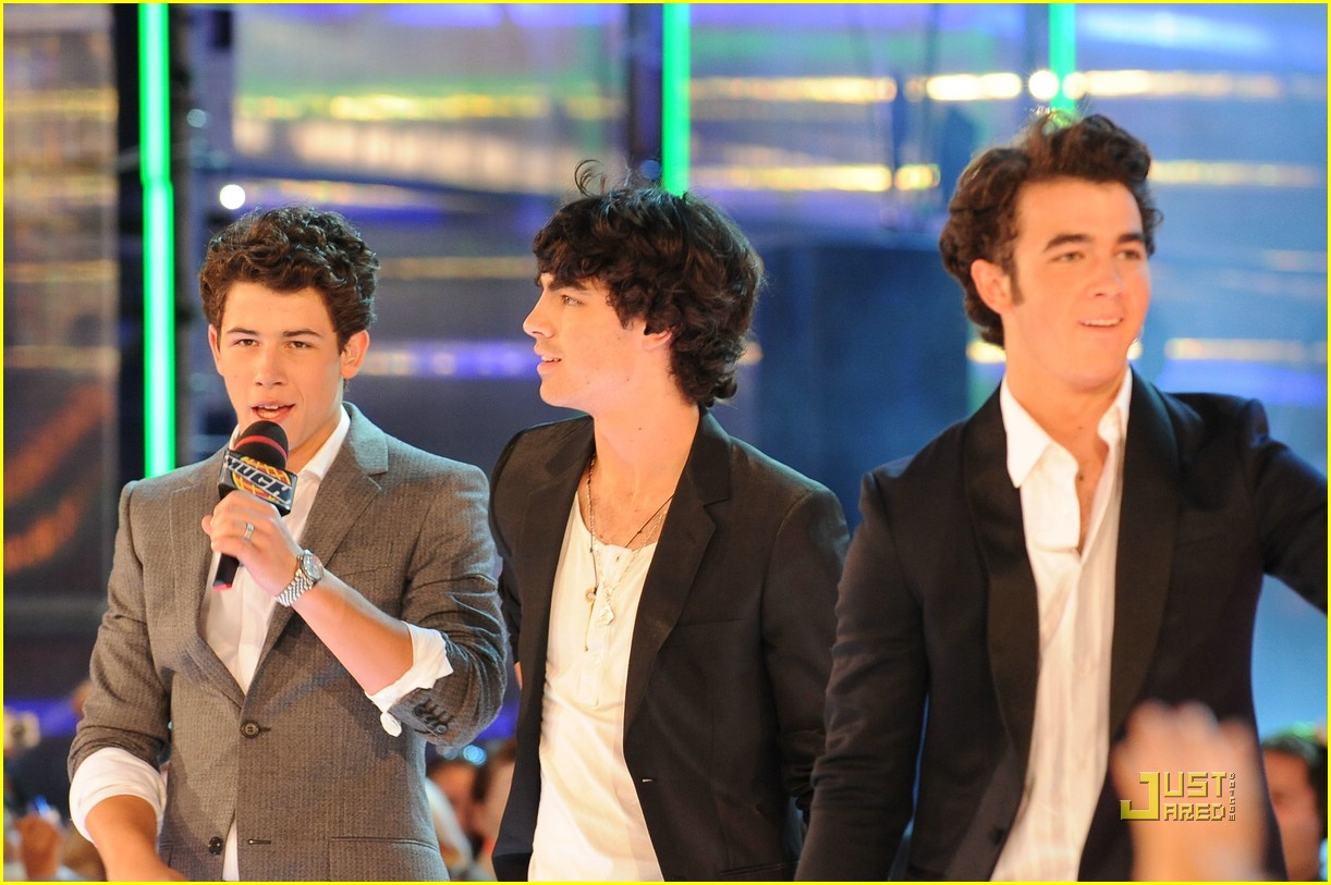 The Jonas Brothers Host Much Music Video Awards