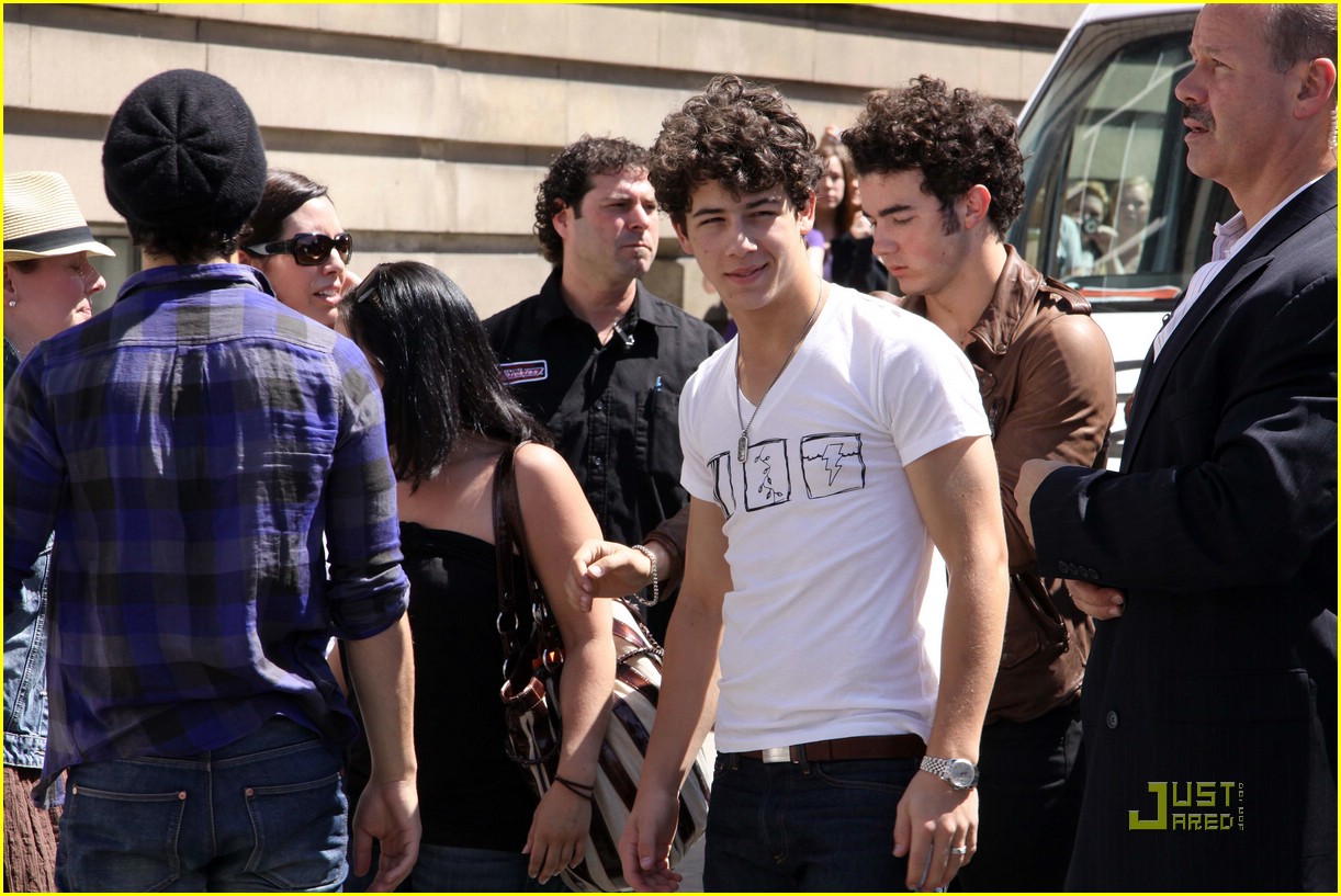 The Jonas Brothers Host Much Music Video Awards