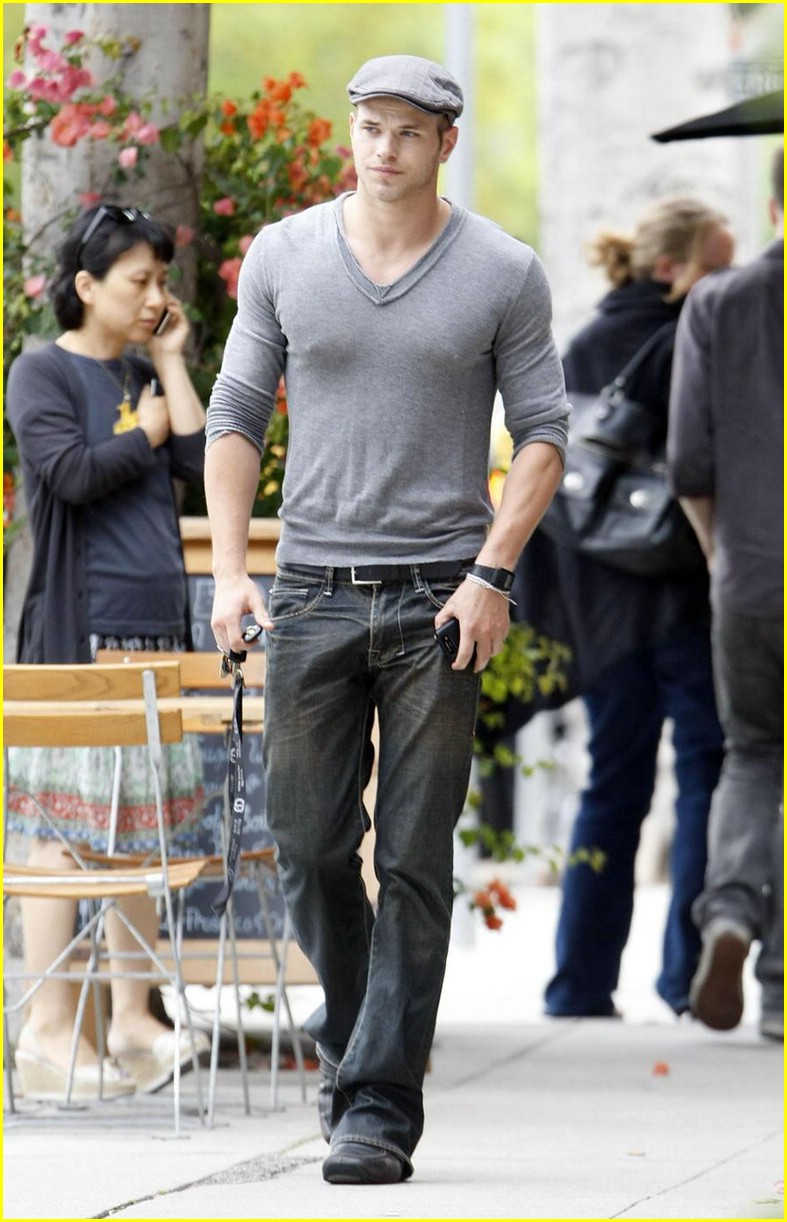 Kellan Lutz is a Gray Guy