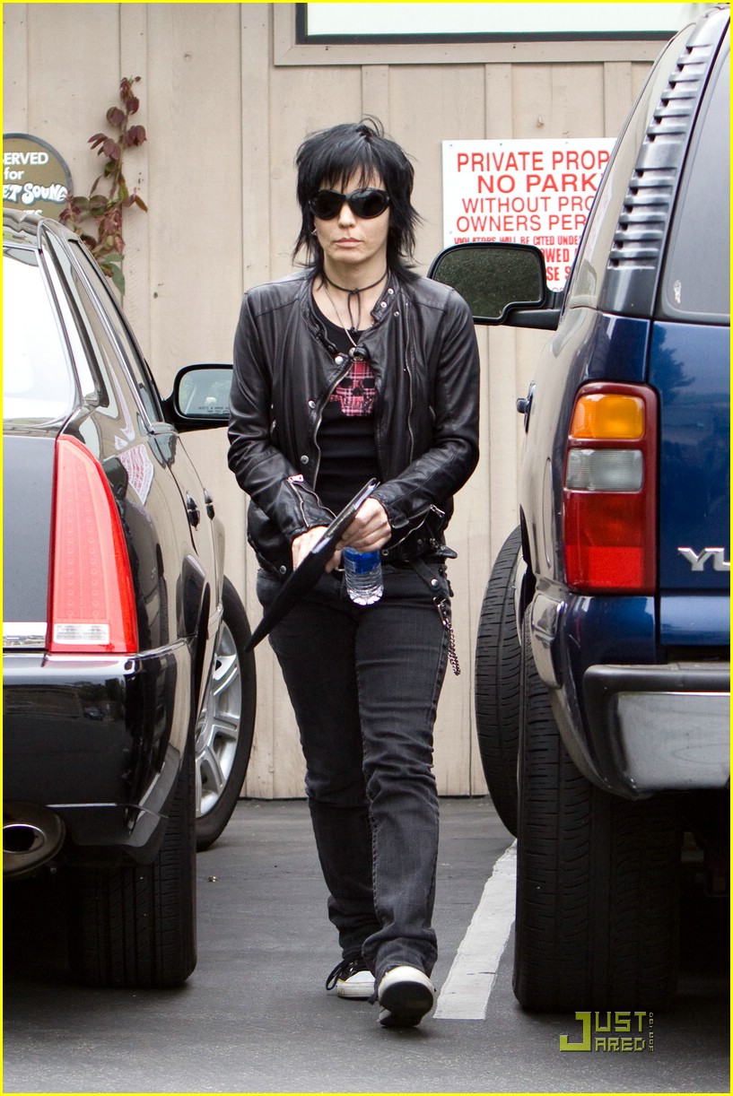 Kristen Stewart Jams with Joan Jett