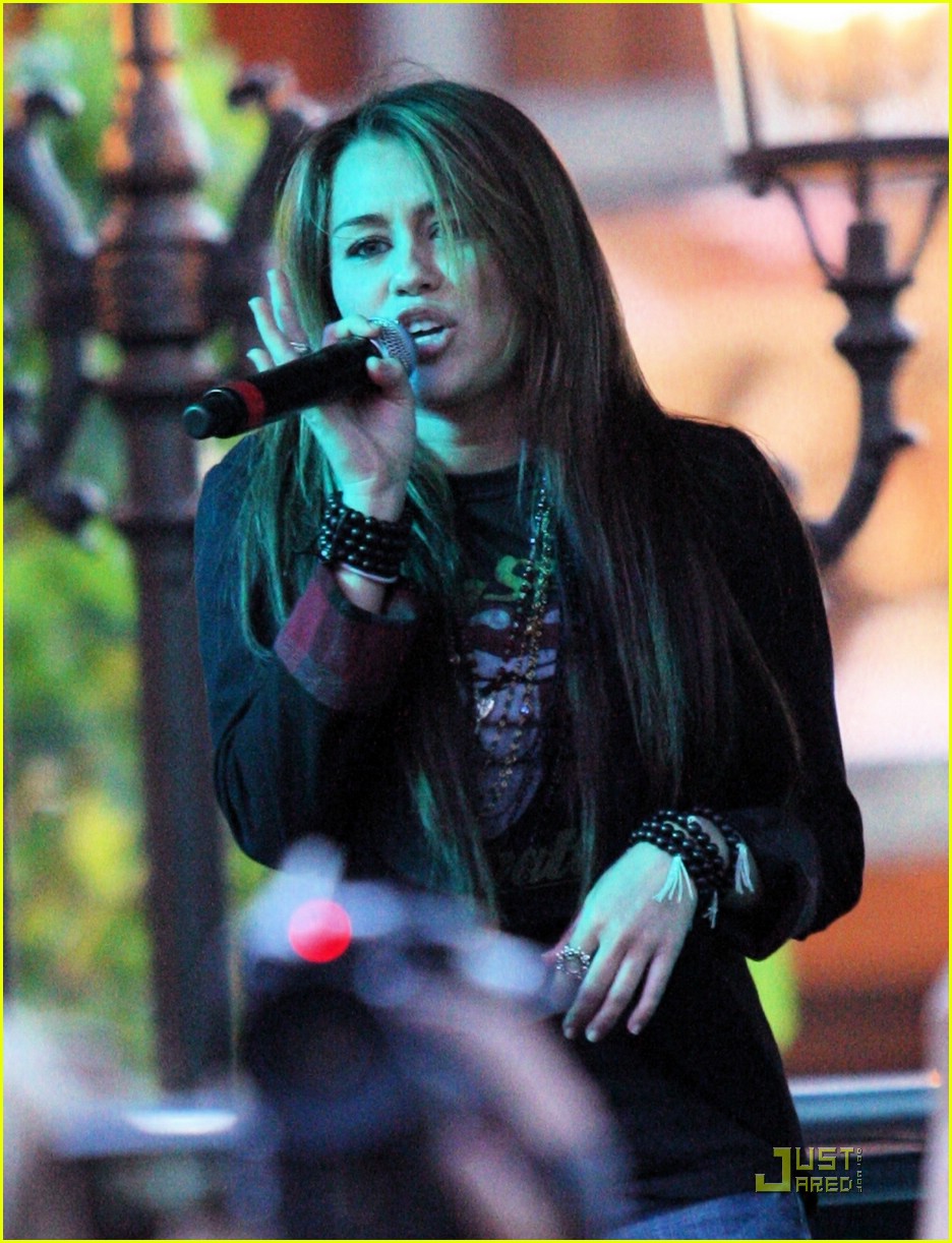 Miley Cyrus Rocks with Mitchel Musso