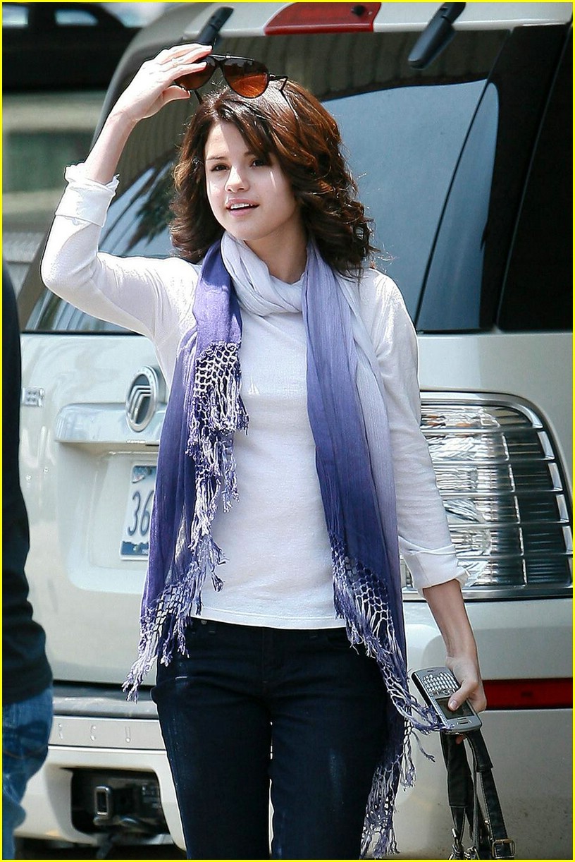 Selena Gomez is Baja Beautiful