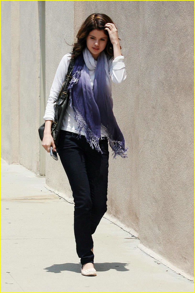 Selena Gomez is Baja Beautiful