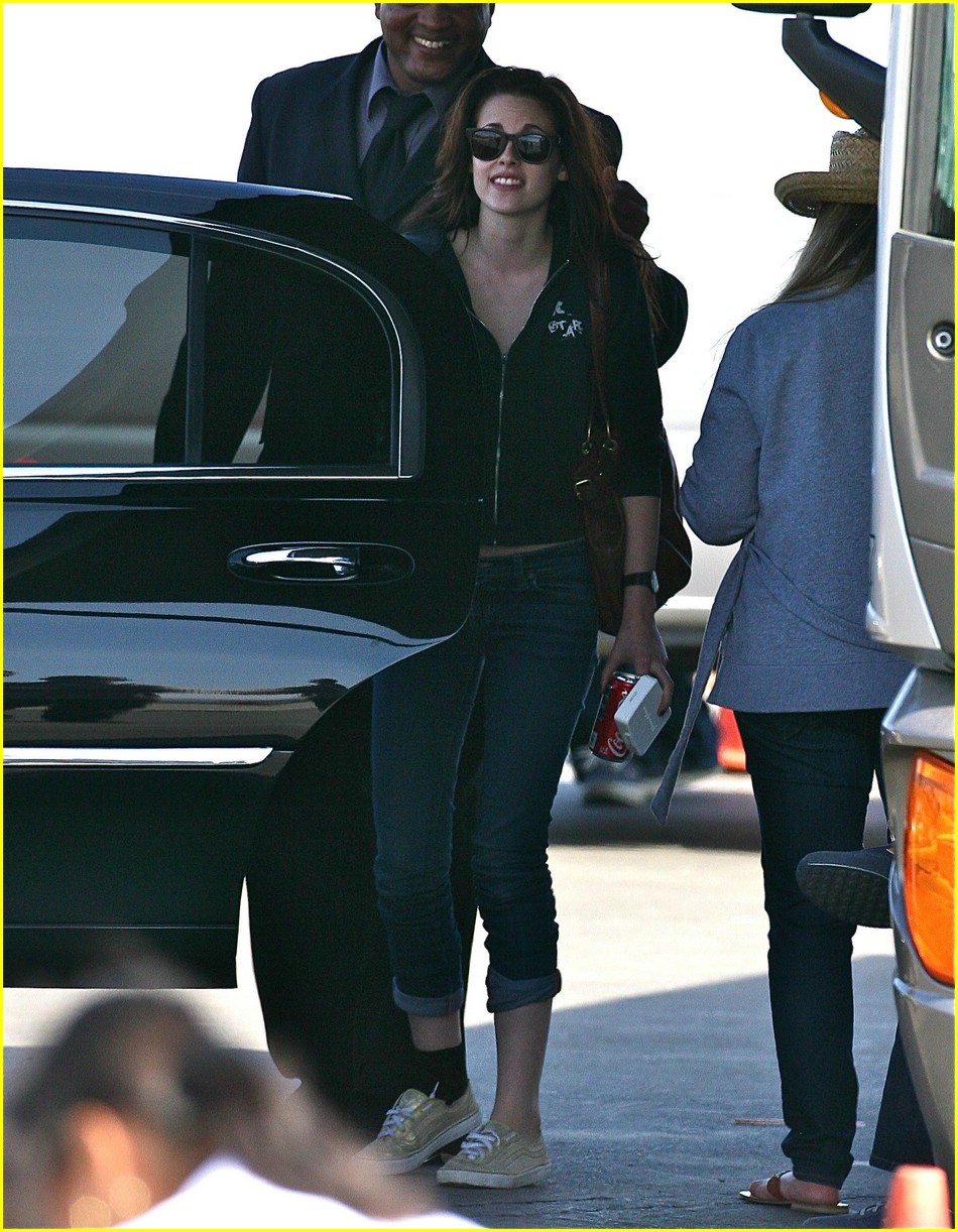 Kristen Stewart: Santa Monica Sassy
