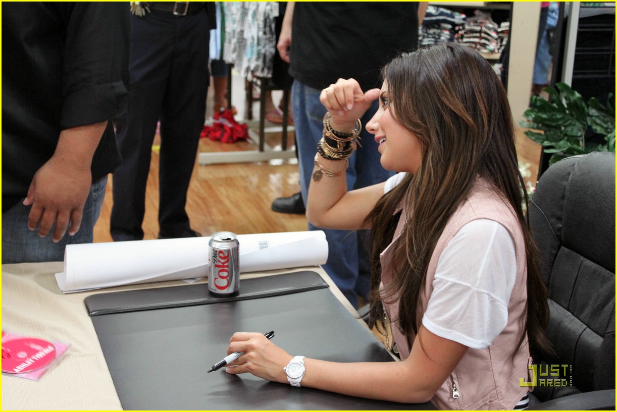 Ashley Tisdale: Free Concert Tomorrow!