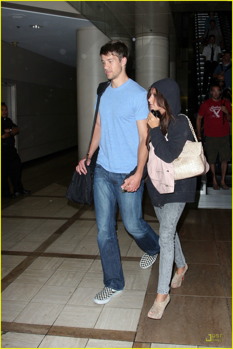 Ashley Tisdale & Scott Speer: Salt Lake Sweeties