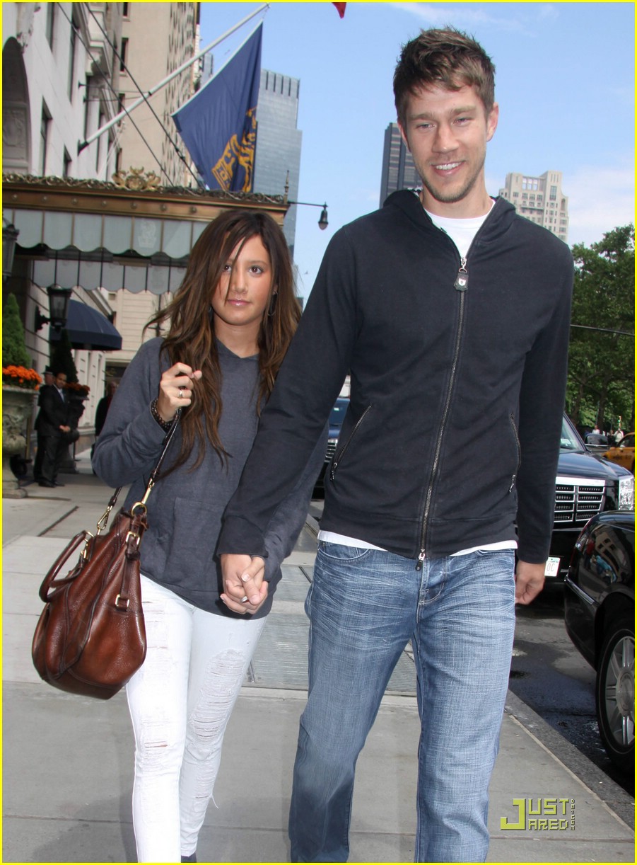 Ashley Tisdale & Scott Speer: SaraBeth Sweet