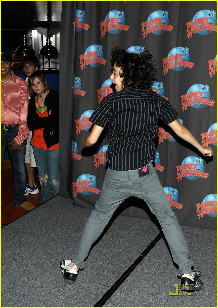 Nat & Alex Wolff: Summer Road Trip Tour