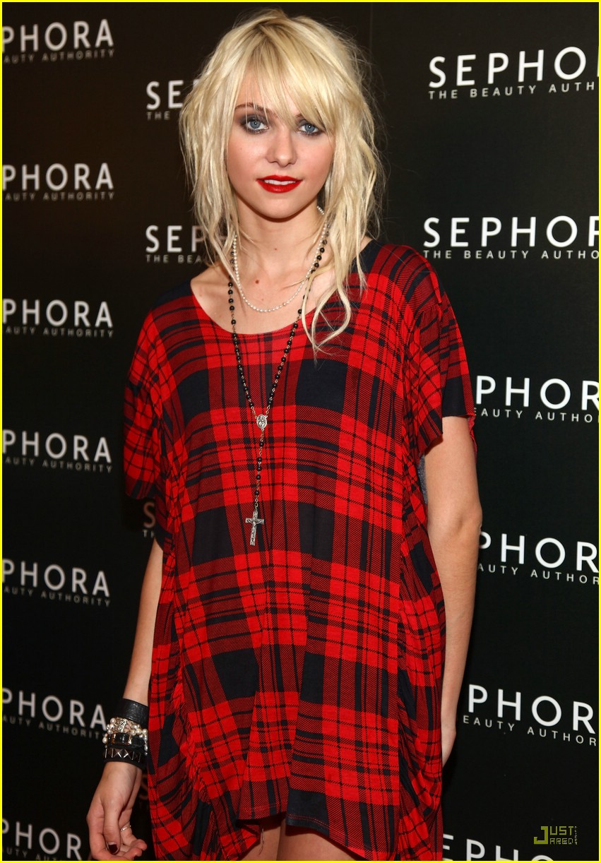 Adrienne Bailon & Taylor Momsen are Sephora Sweet