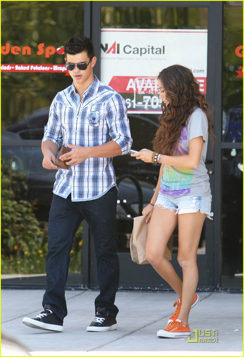 Taylor Lautner & Sara Hicks Check Out Chipotle
