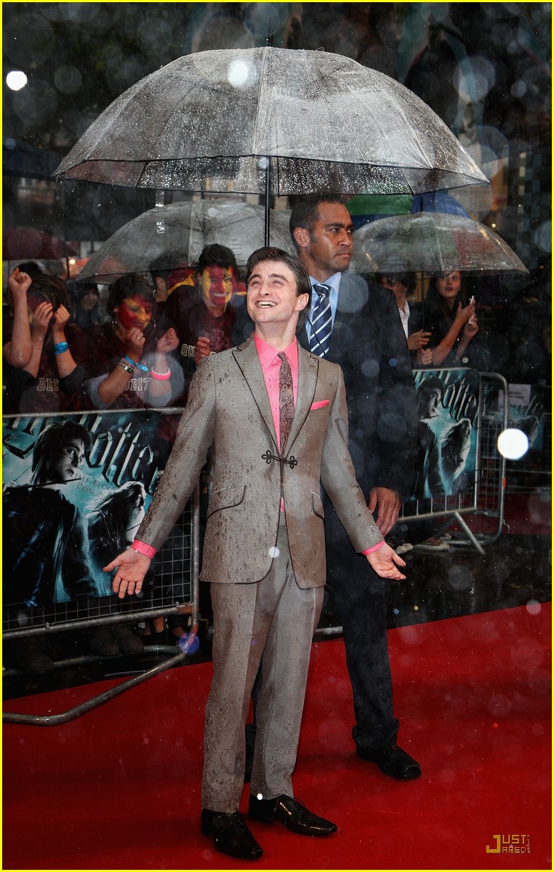 Daniel Radcliffe Premieres Harry Potter