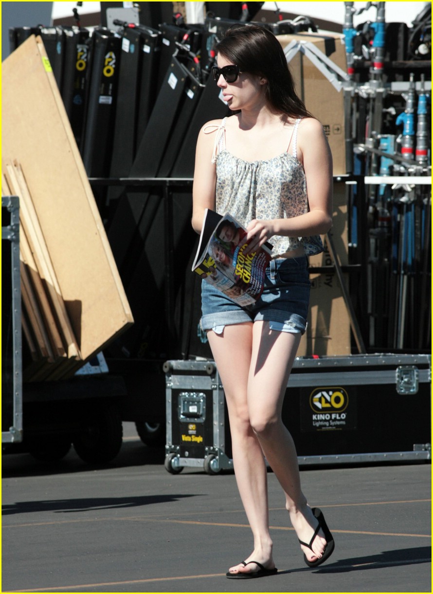 Emma Roberts: US Weekly Reader