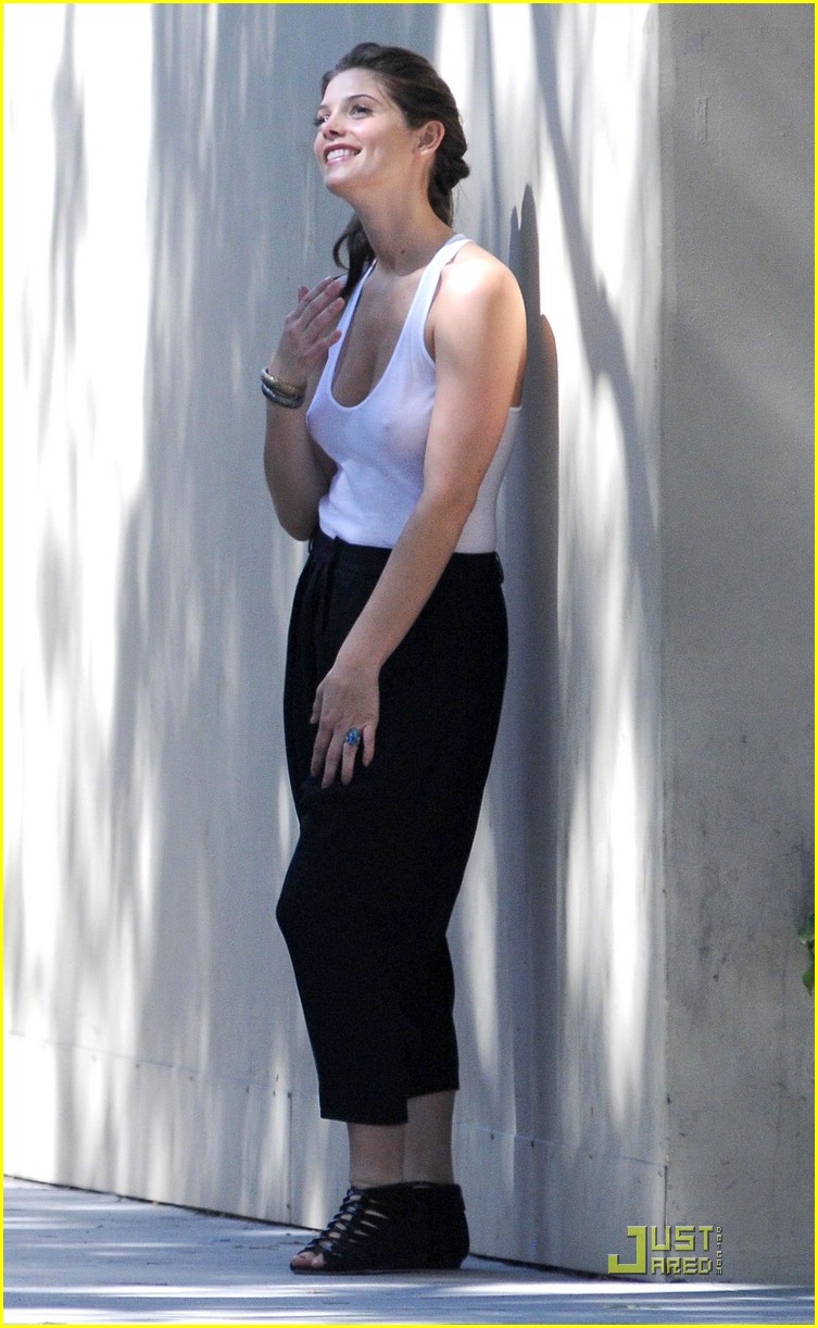 Ashley Greene is Photo Shoot Flirty