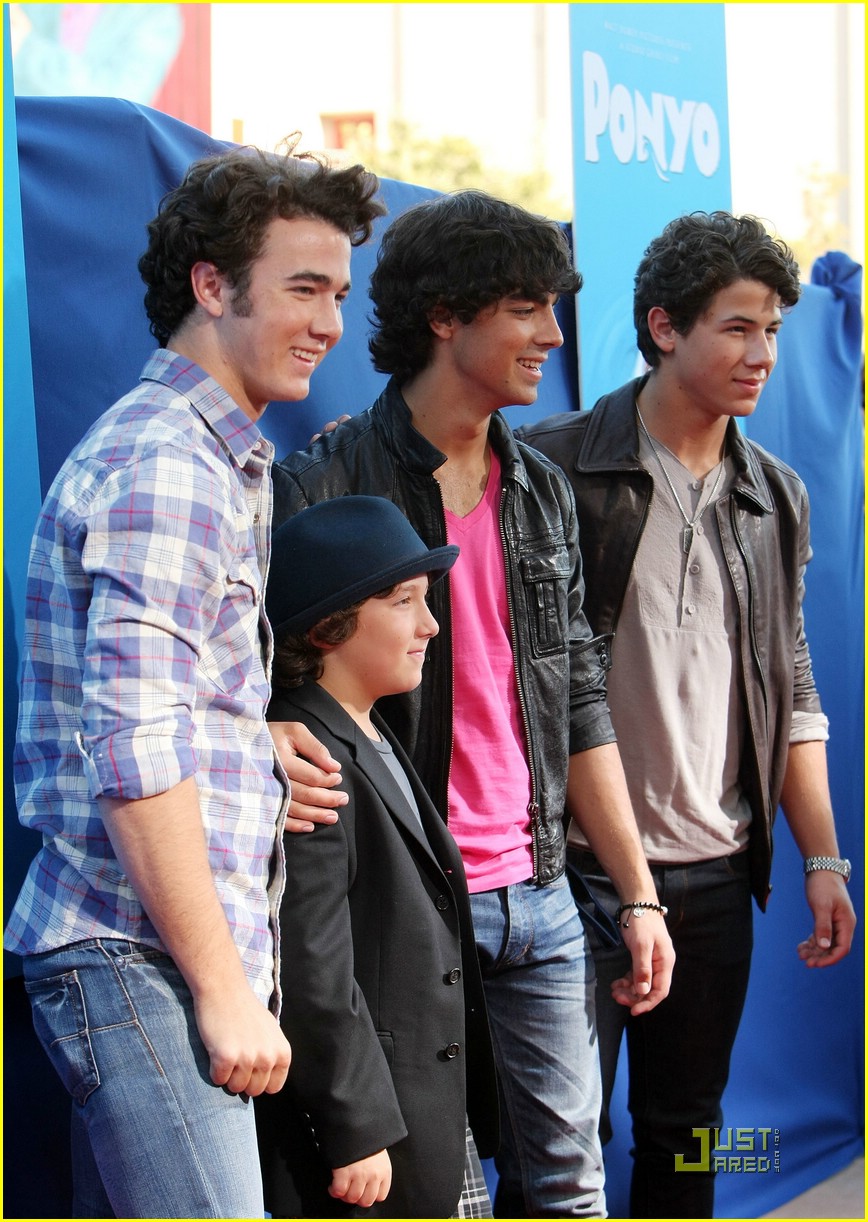 The Jonas Brothers Premiere Ponyo