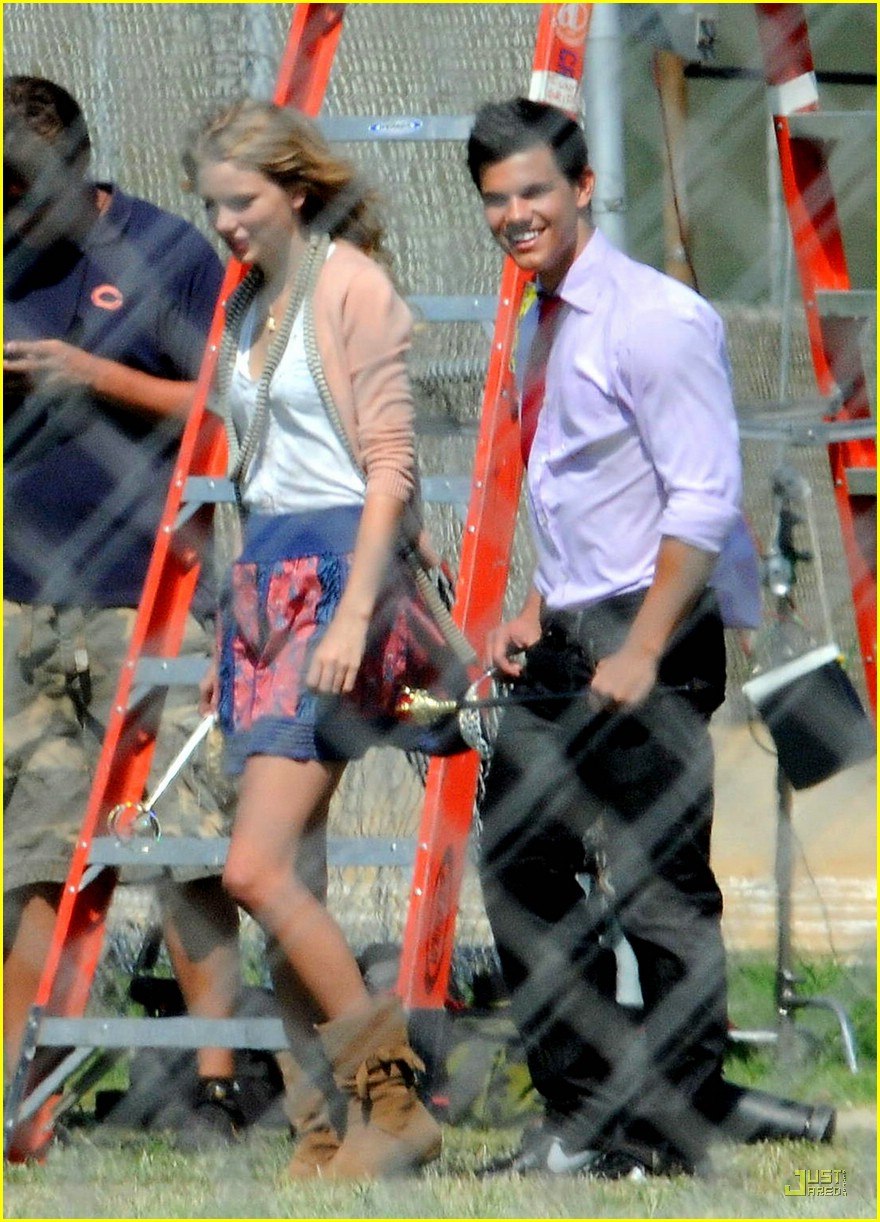 Taylor Lautner Flips For Taylor Swift