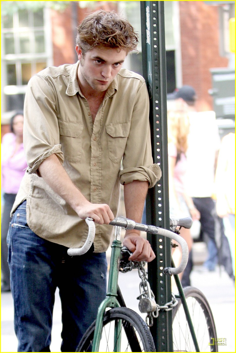 Robert Pattinson is a Biking Boy