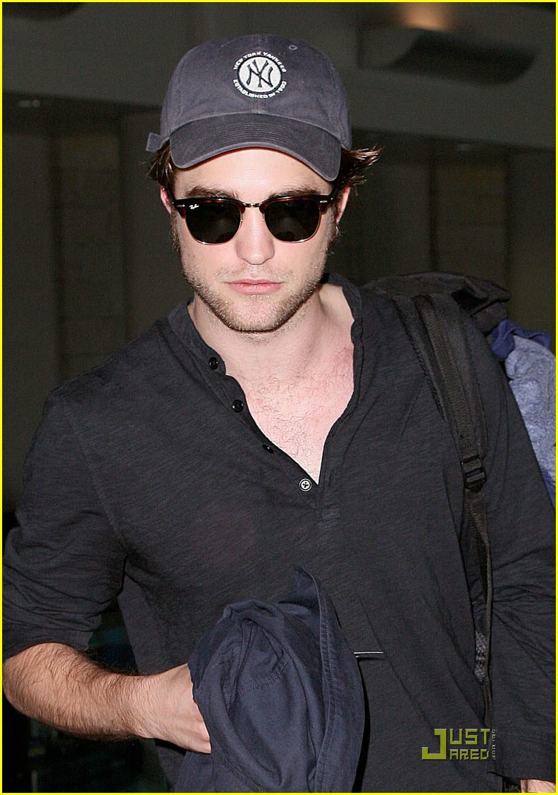 Robert Pattinson: Leaving Los Angeles