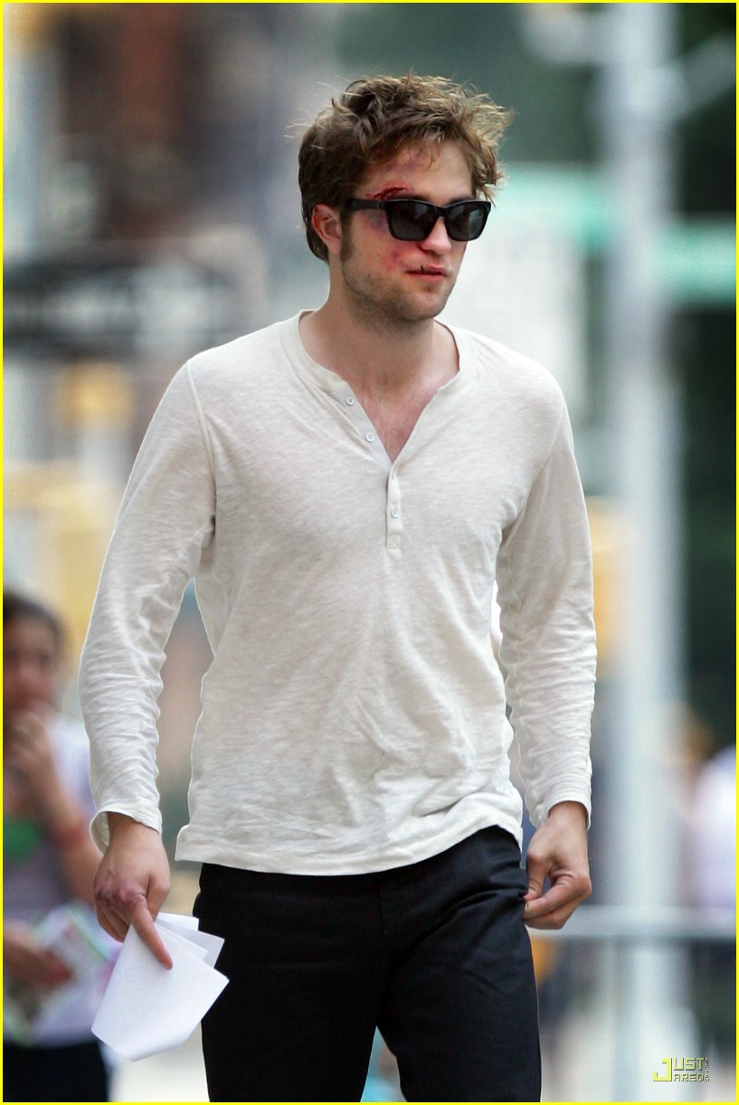 Robert Pattinson & Ruby Jerins: Remember Me Mates