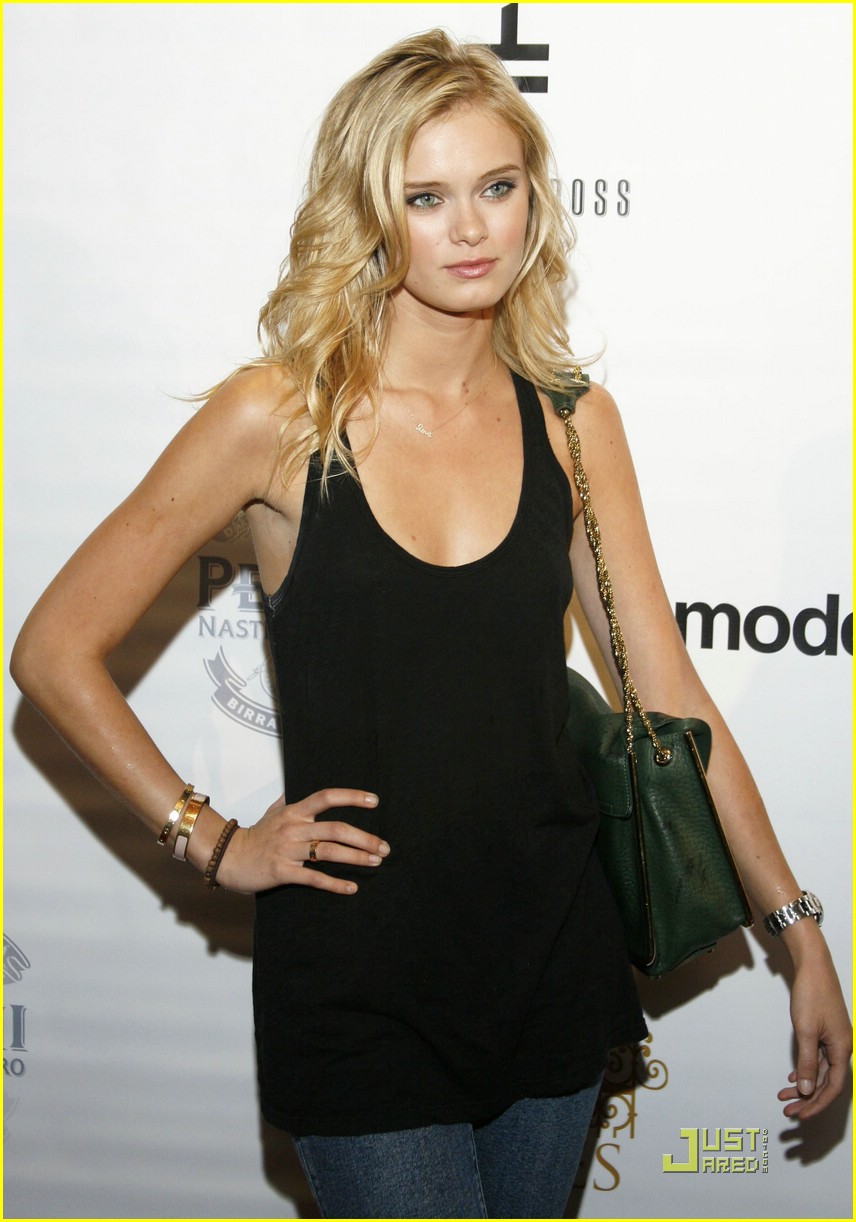 Sara Paxton Knows The Power of We