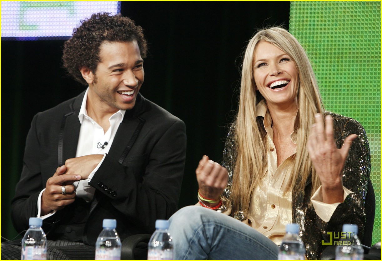 Corbin Bleu & Sara Paxton: Back To The Big Apple