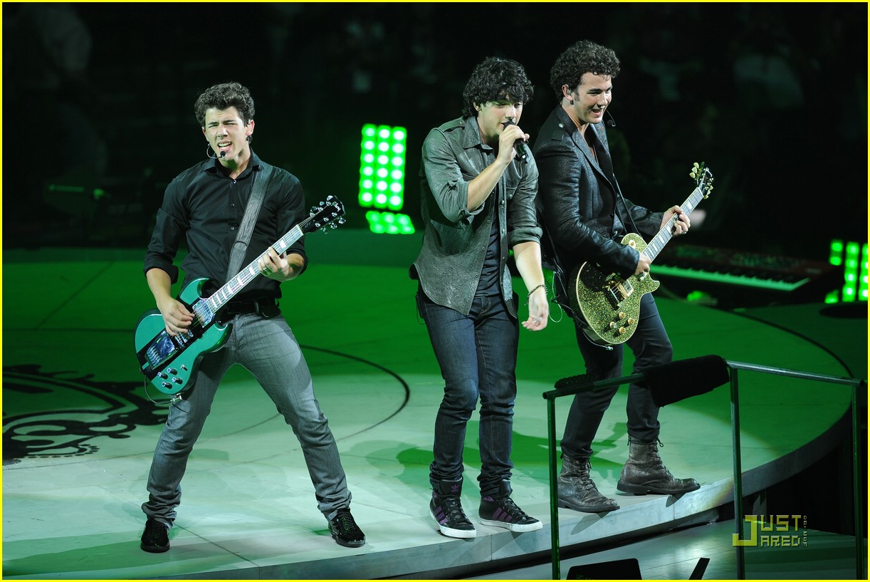 The Jonas Brothers Take Over Tampa