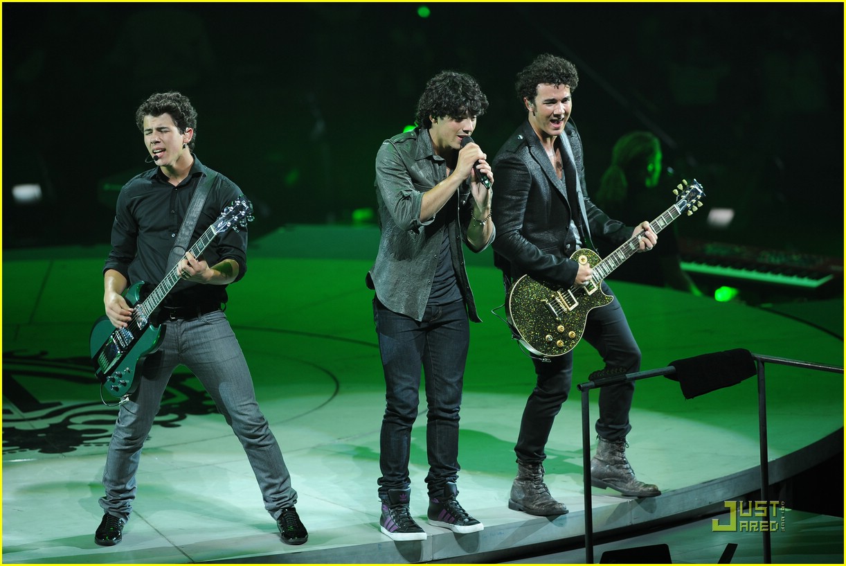 The Jonas Brothers Take Over Tampa