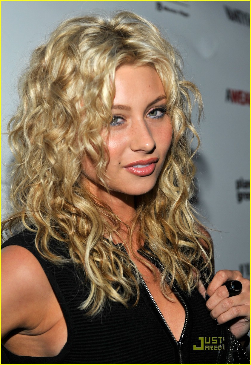 Aly & AJ Michalka are Awearness Awesome