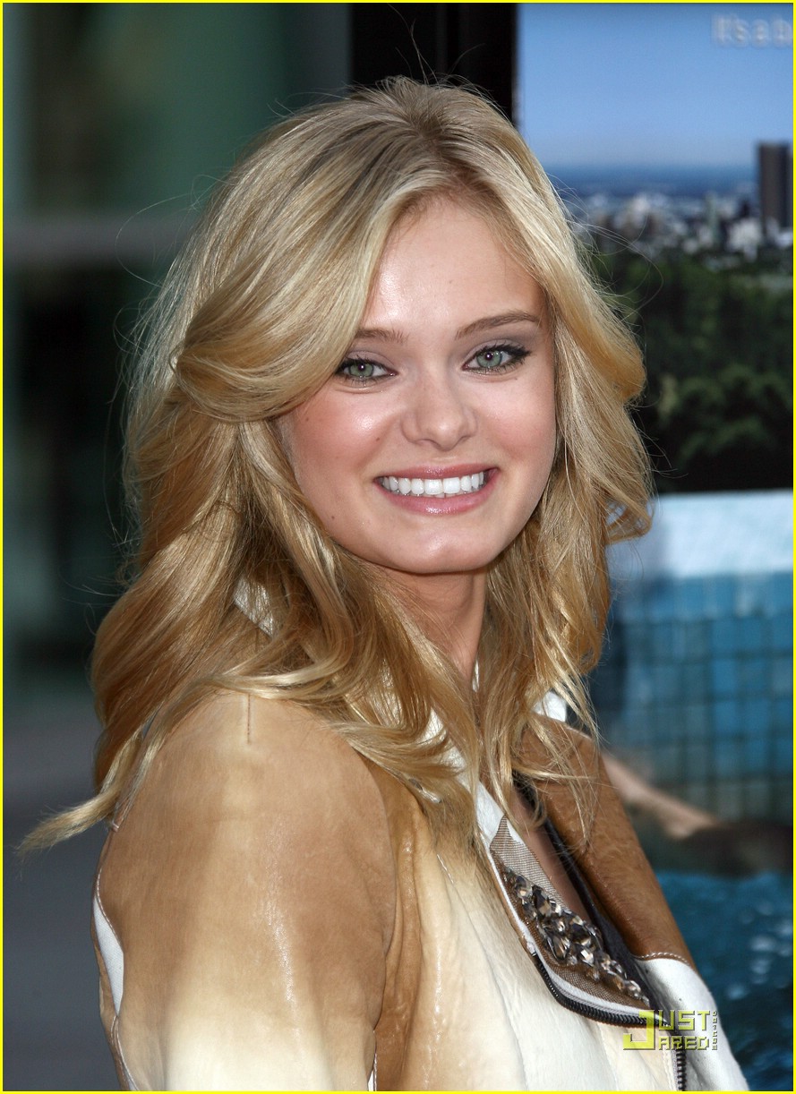 Sara Paxton & Ashton Kutcher Premiere Spread