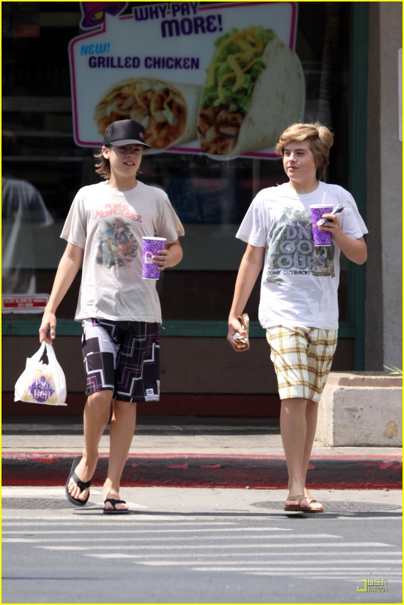 Cole Sprouse Has A Parrot Pout