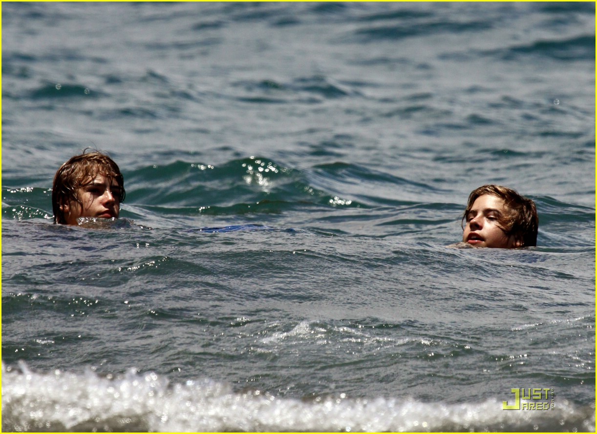 Dylan & Cole are Snorkeling Sprouses