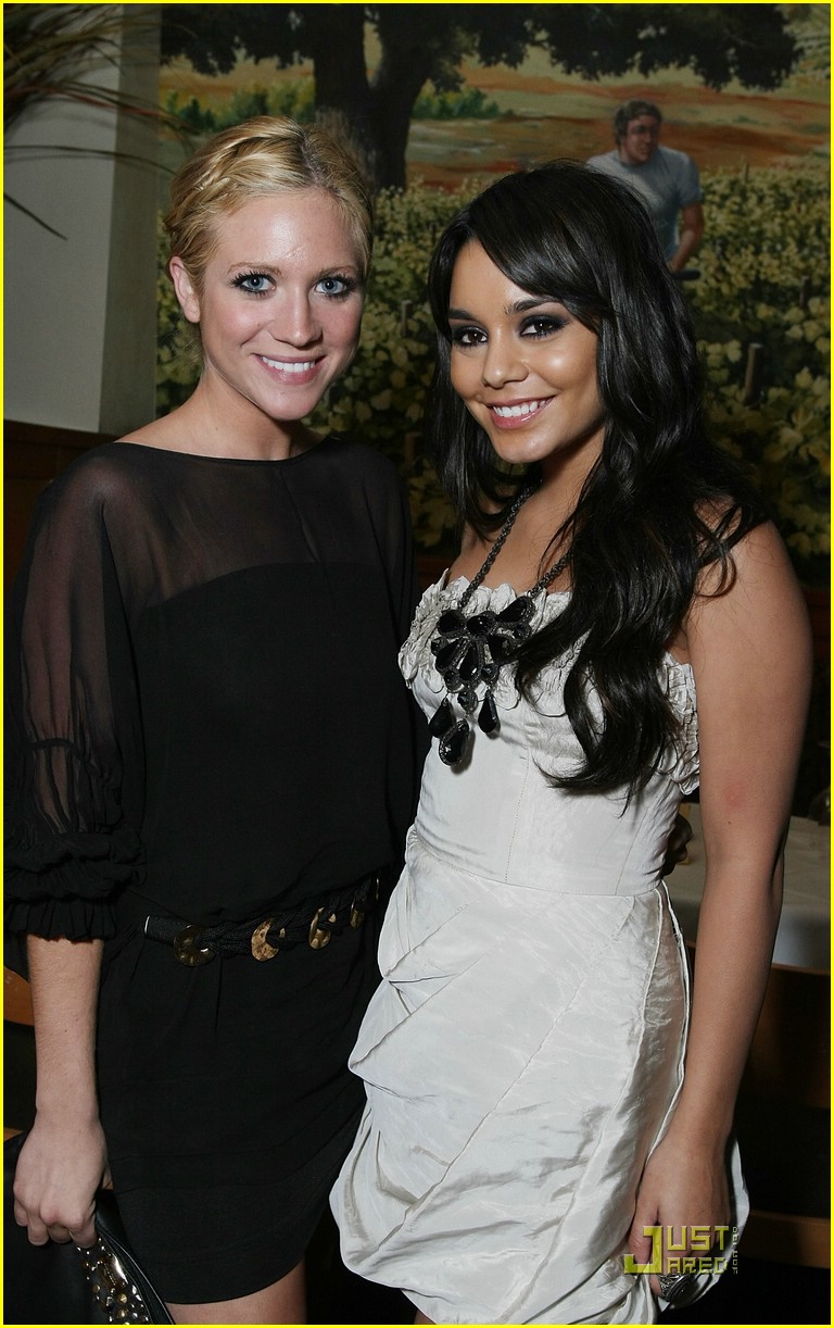 Vanessa & Stella Hudgens: Napa Valley Grille Gorgeous
