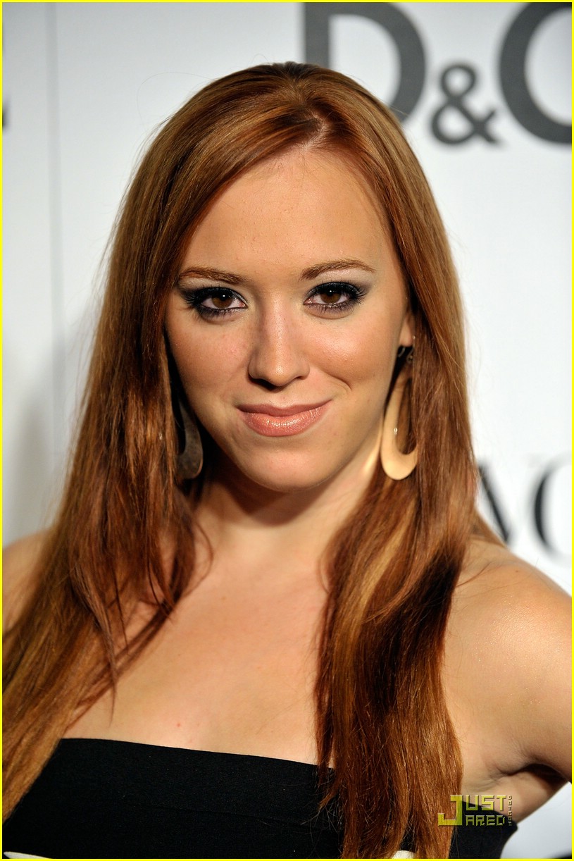 Andrea Bowen is Desperate Housewives Hot