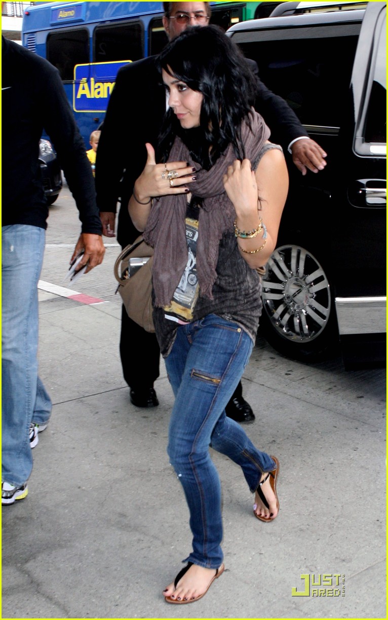 Vanessa Hudgens: Vancouver, I'm Coming Back!