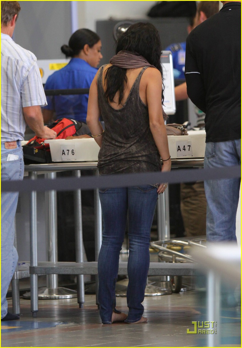 Vanessa Hudgens: Vancouver, I'm Coming Back!