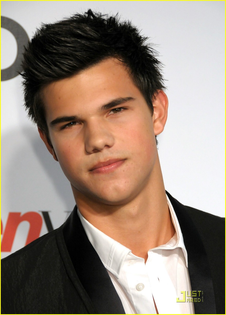 Taylor Lautner: From Twilight To Teen Vogue